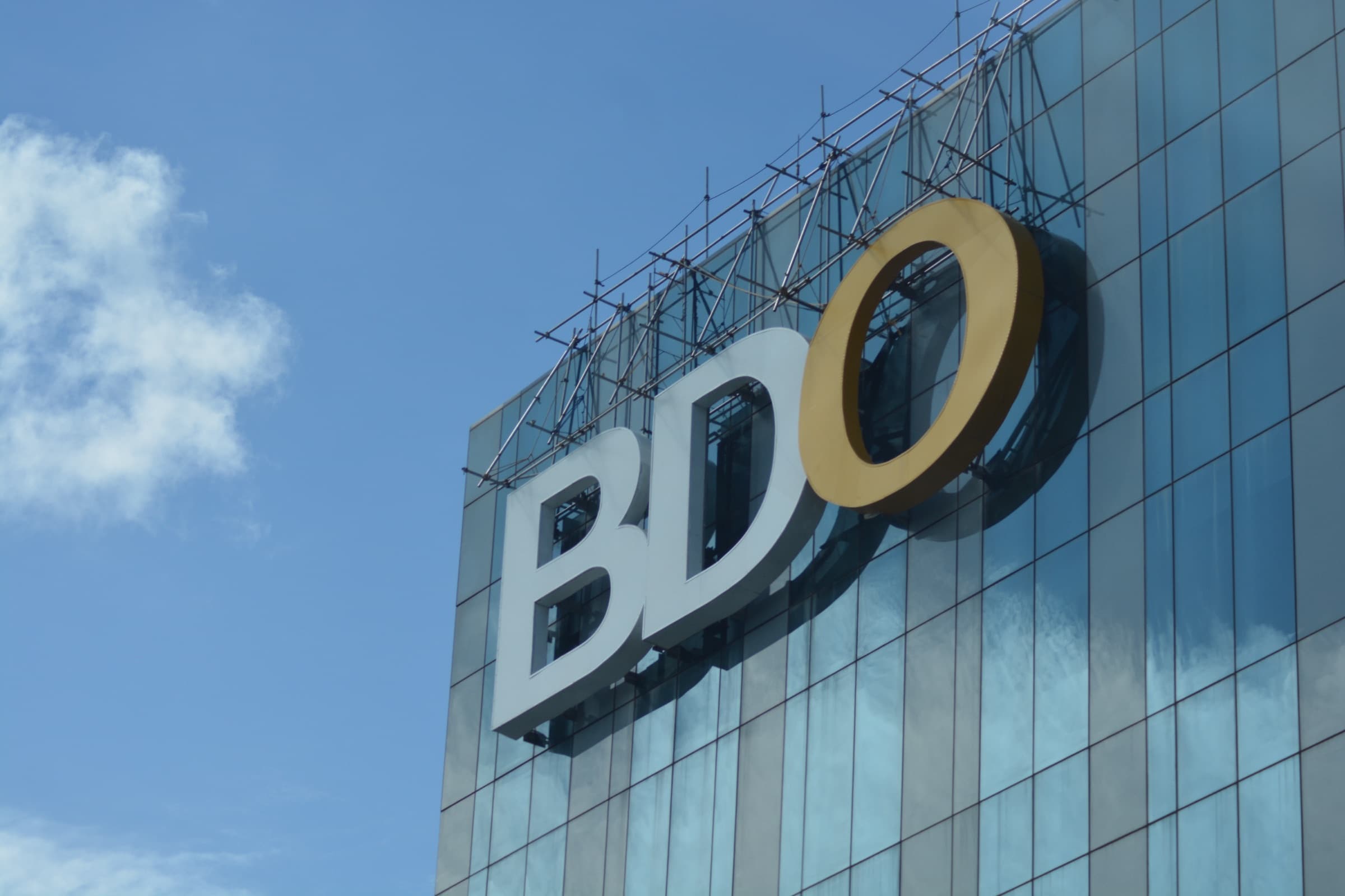 BDO Ortigas sky sign fabricated and installed by Trillor Corporation